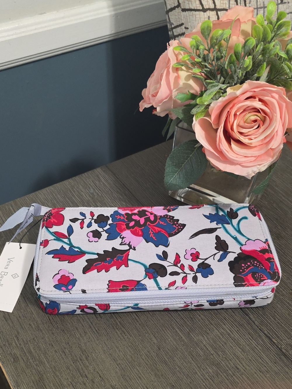 NWT Vera Bradley Large Travel Pill Case